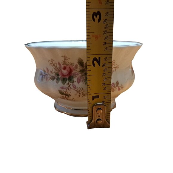 Royal Albert England Lavender Rose Bone China Sugar Bowl - Picture 6 of 8